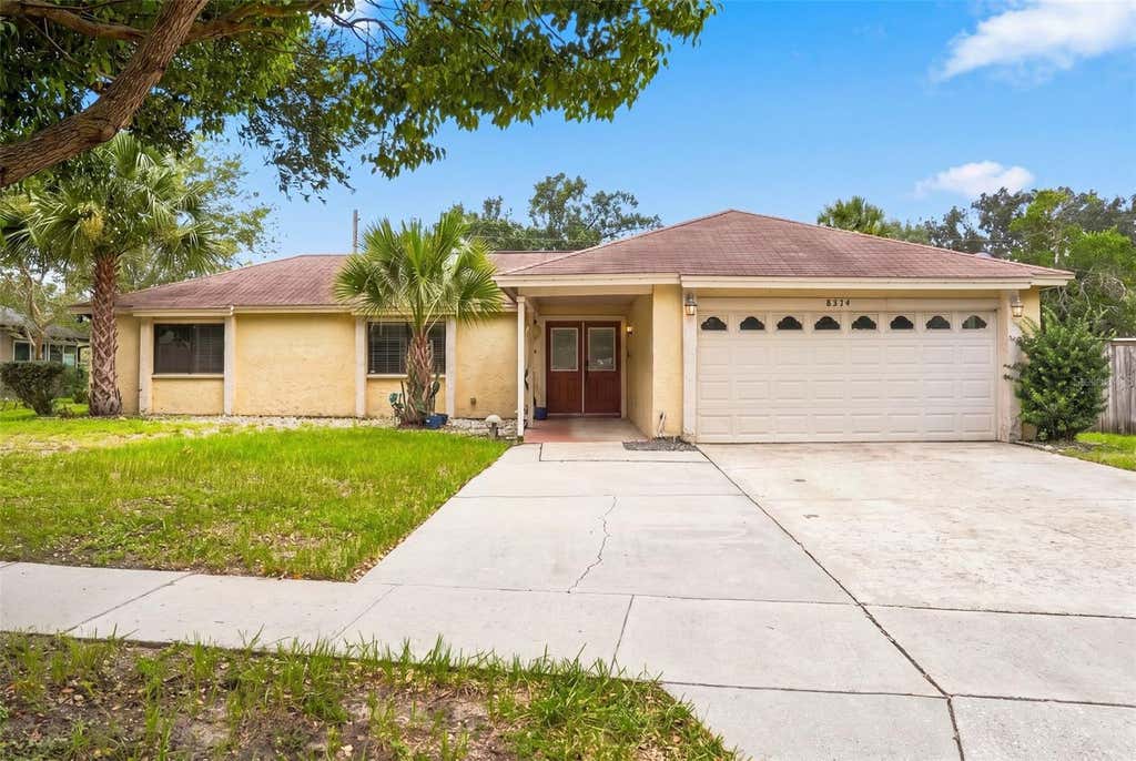 Photo of 8334 Crosswicks Drive, Orlando, FL 32819 (MLS # O6434561)