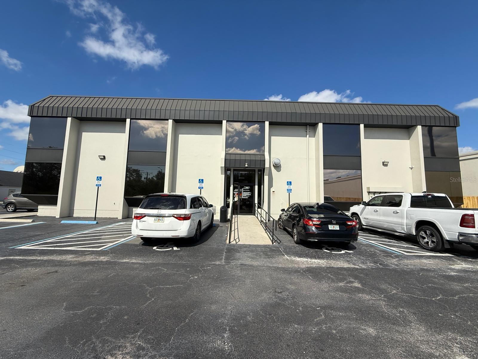 UNPLATTED - Commercial Lease