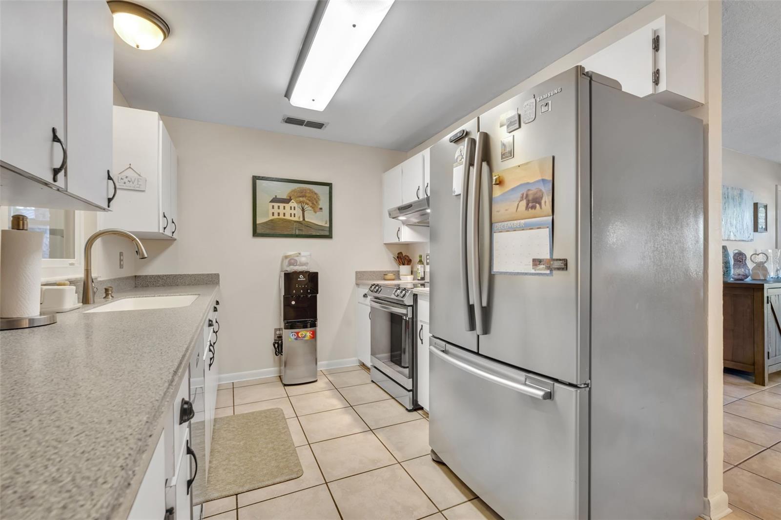 MOUNT PLYMOUTH - Residential