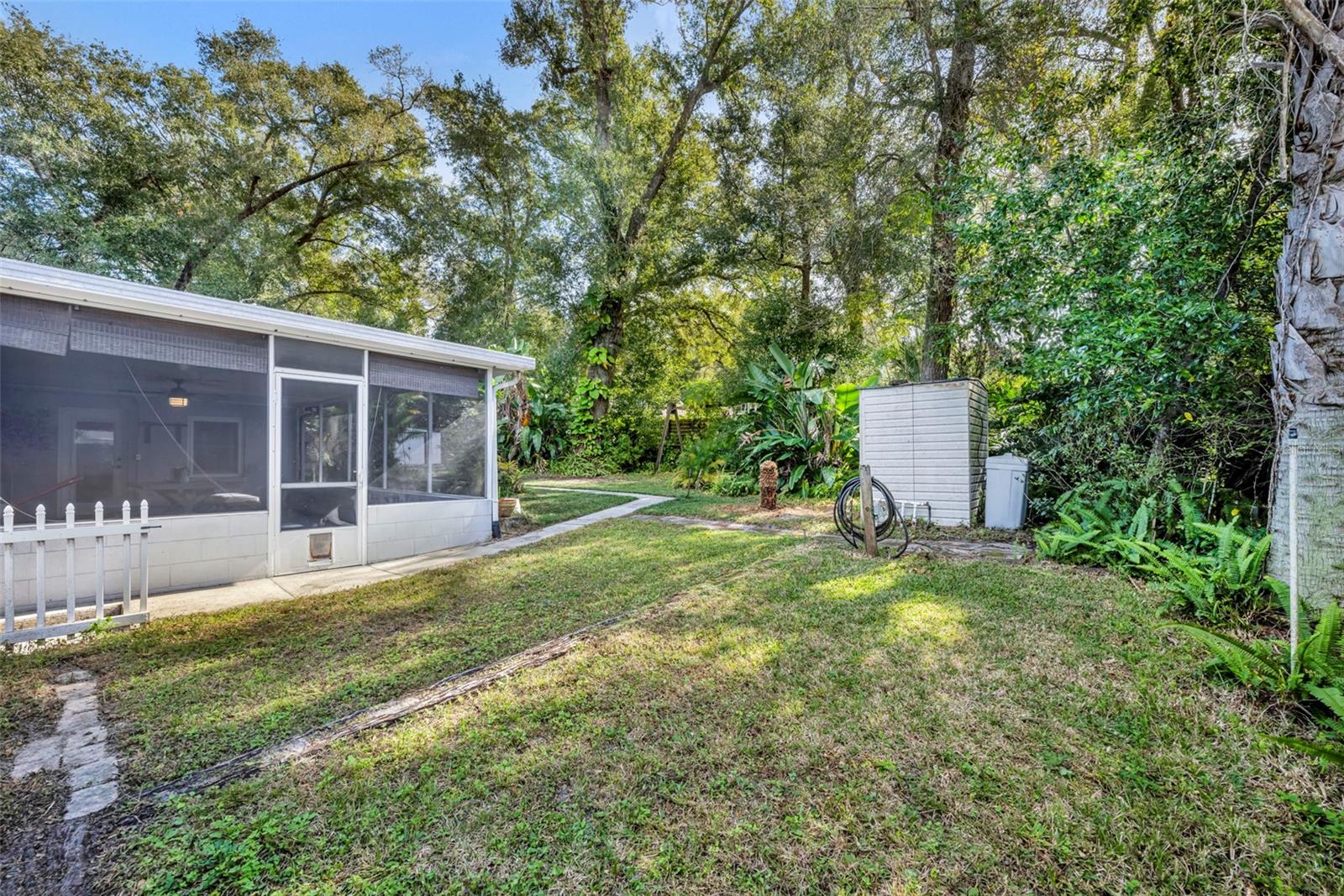 MOUNT PLYMOUTH - Residential