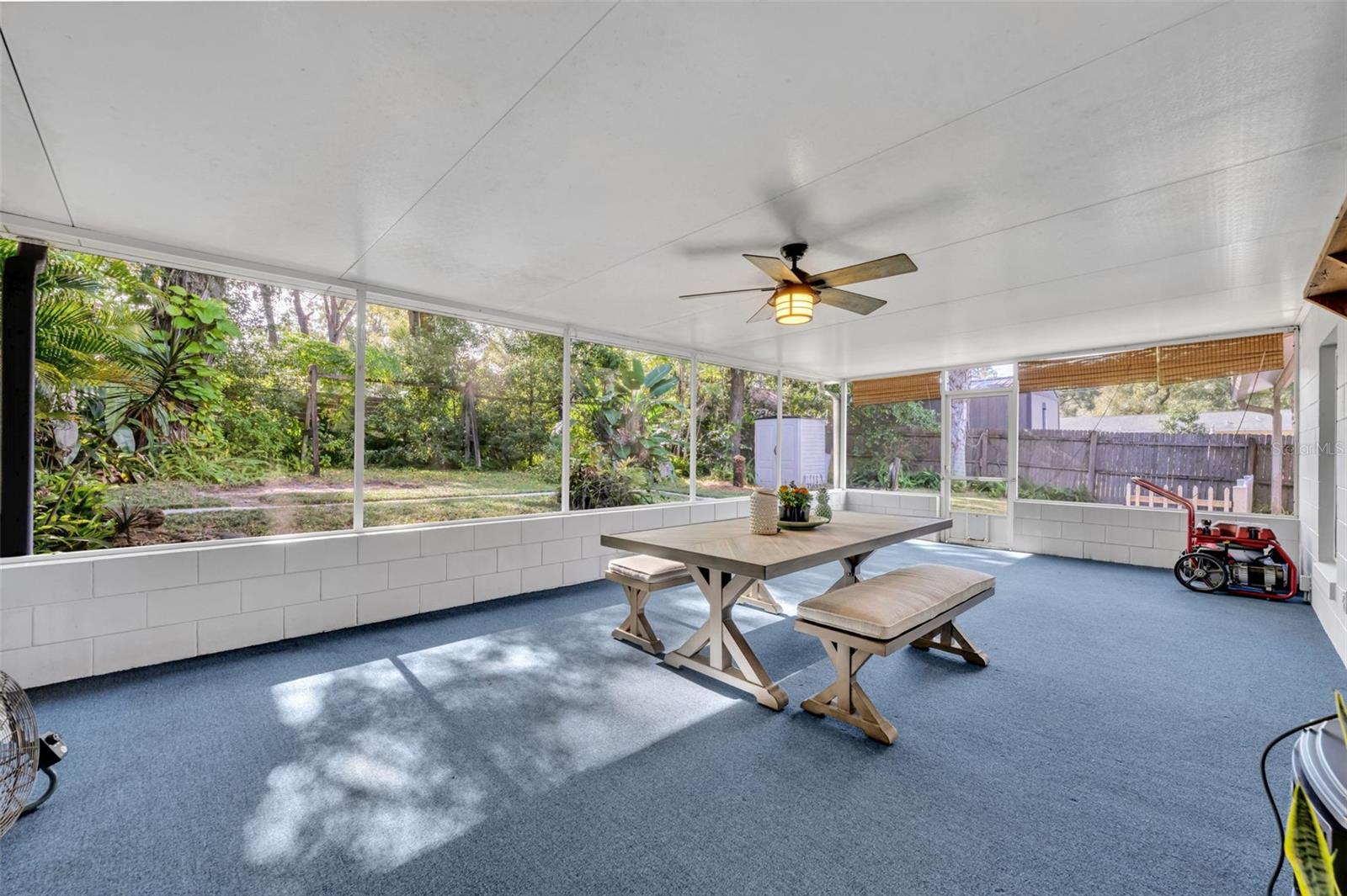 MOUNT PLYMOUTH - Residential