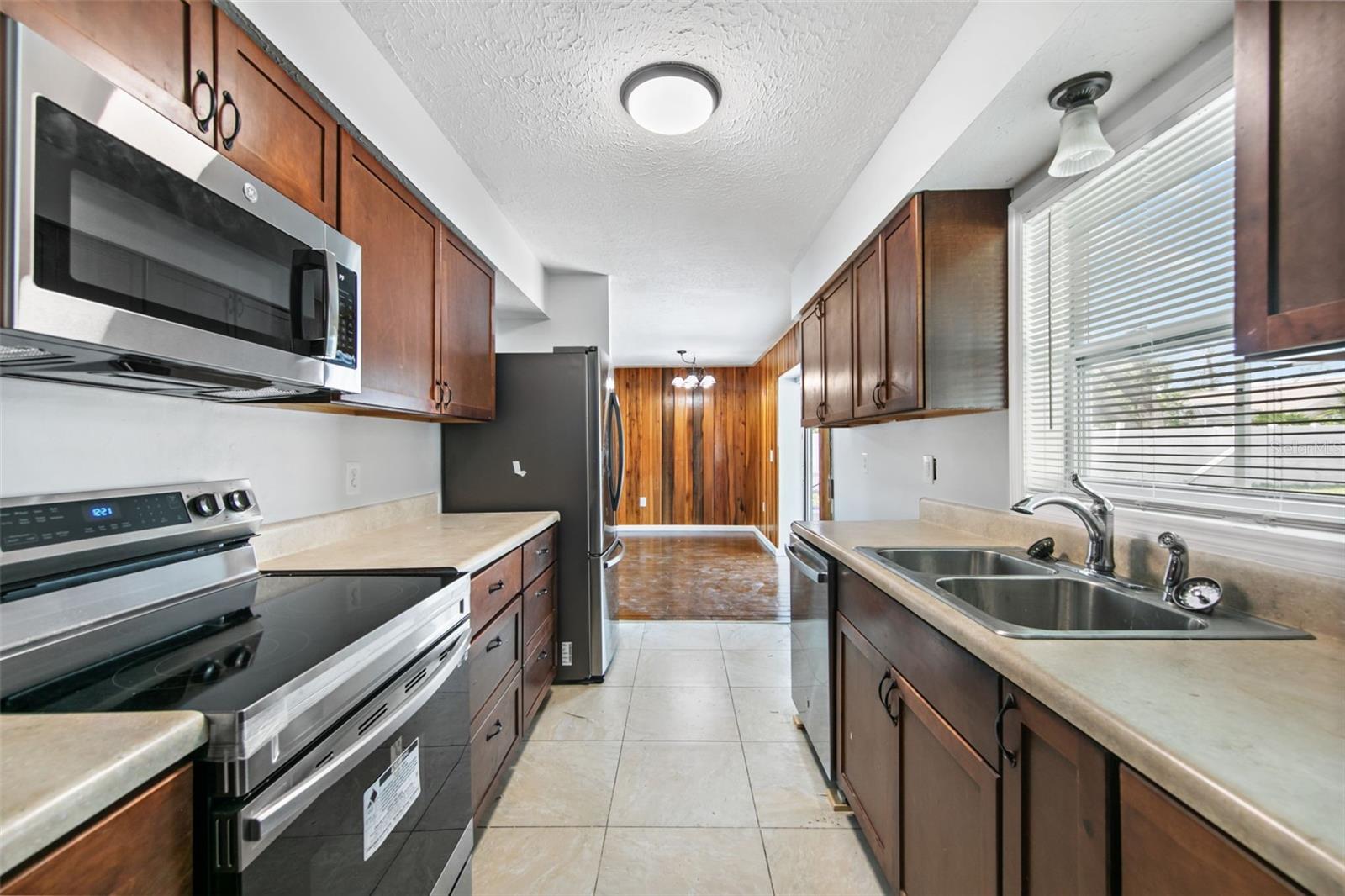 PORT CHARLOTTE SEC 065 - Residential Lease