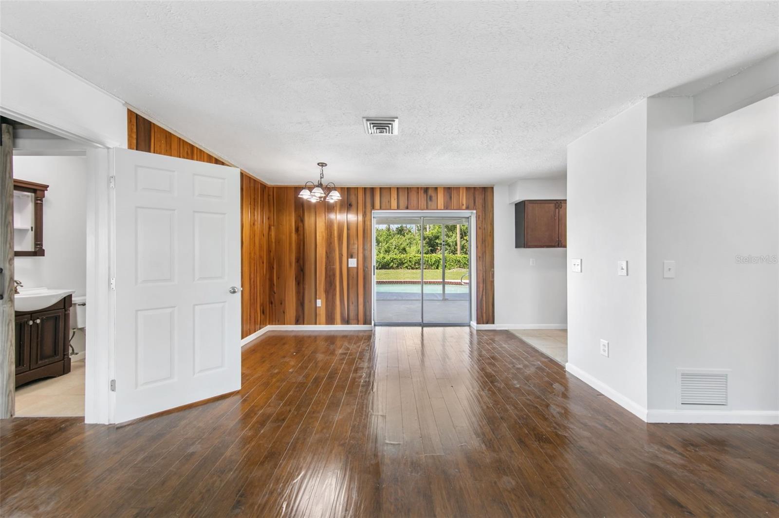 PORT CHARLOTTE SEC 065 - Residential Lease