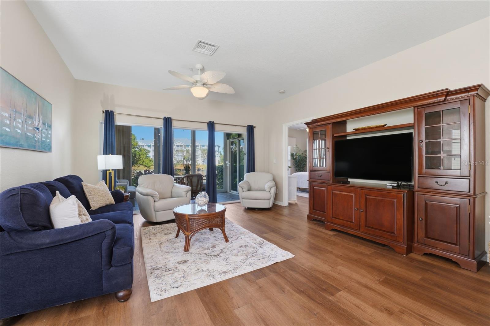 LAKE VISTA - Residential