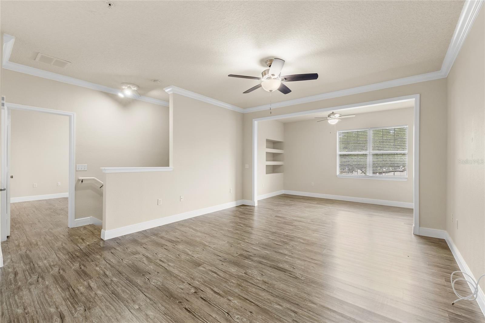 431 SOUTHERN PECAN CIRCLE 201