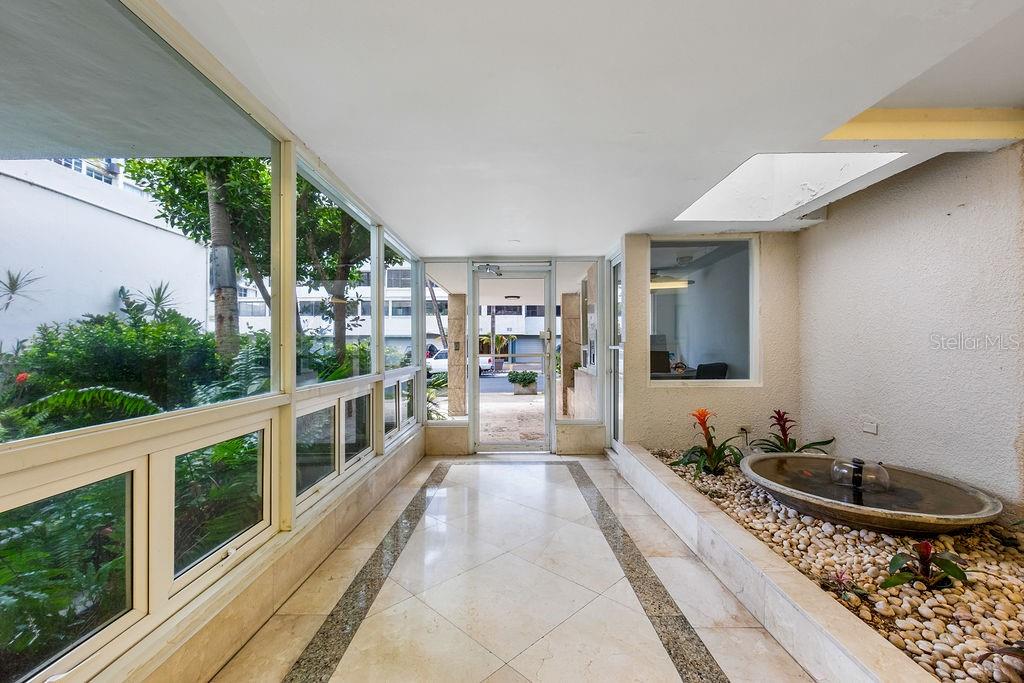 OCEAN COURT - Residential