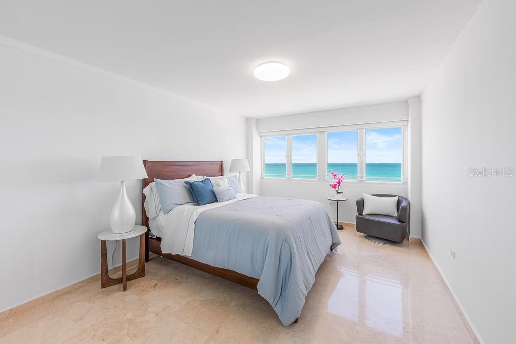 OCEAN COURT - Residential
