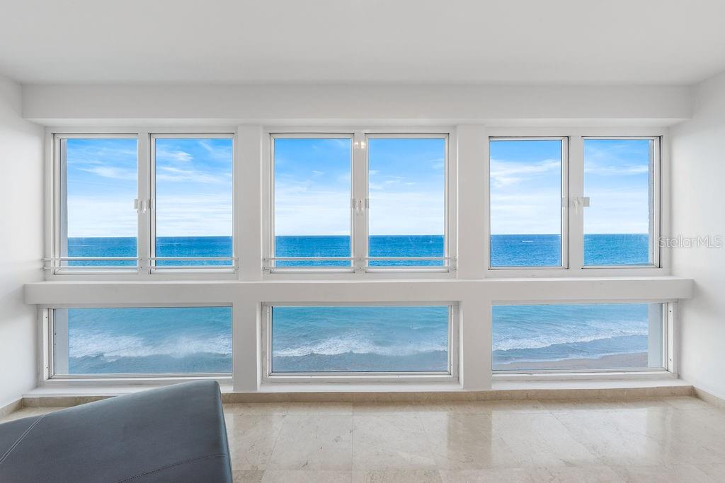 OCEAN COURT - Residential