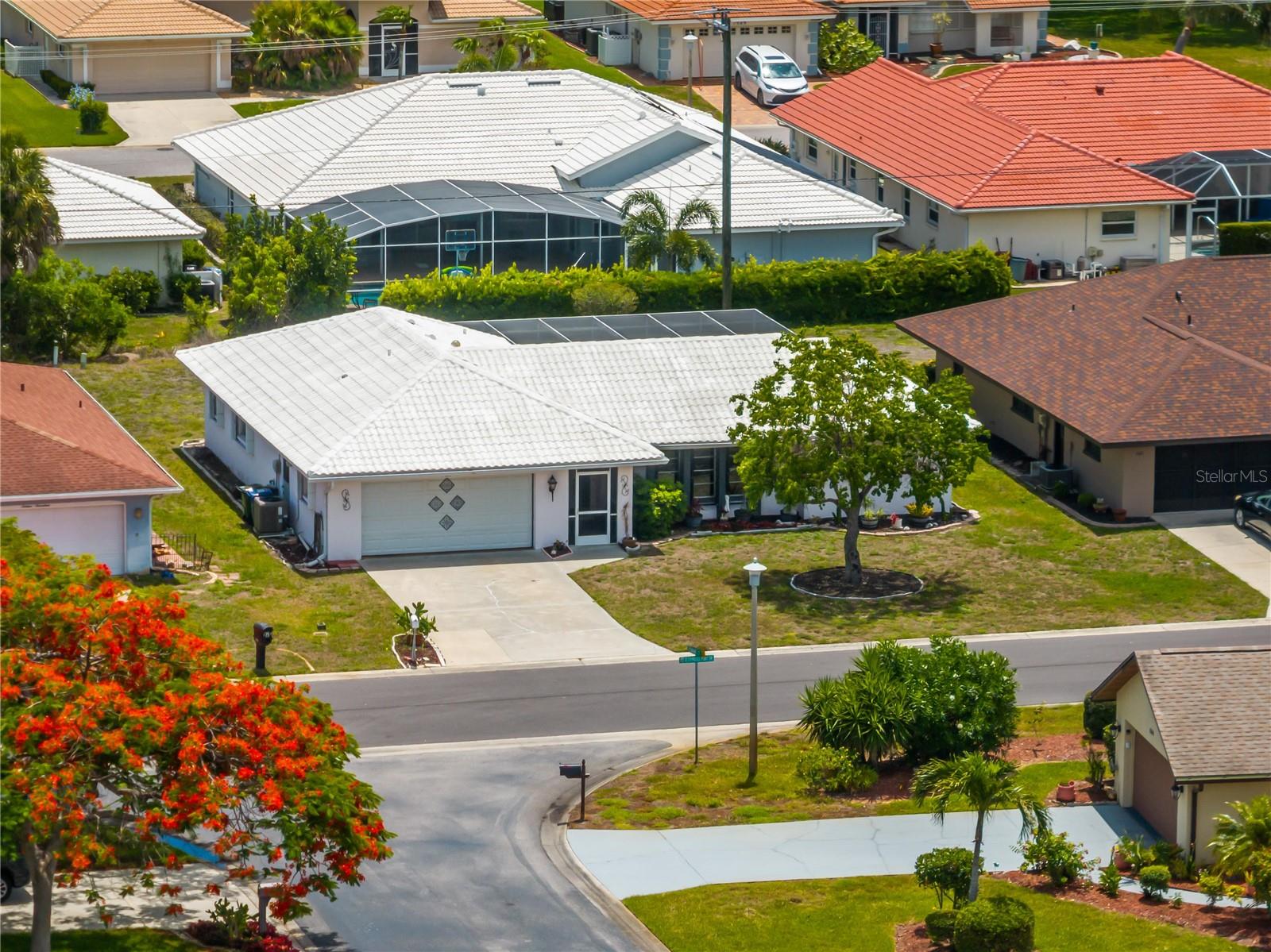 VENICE GARDENS - Residential