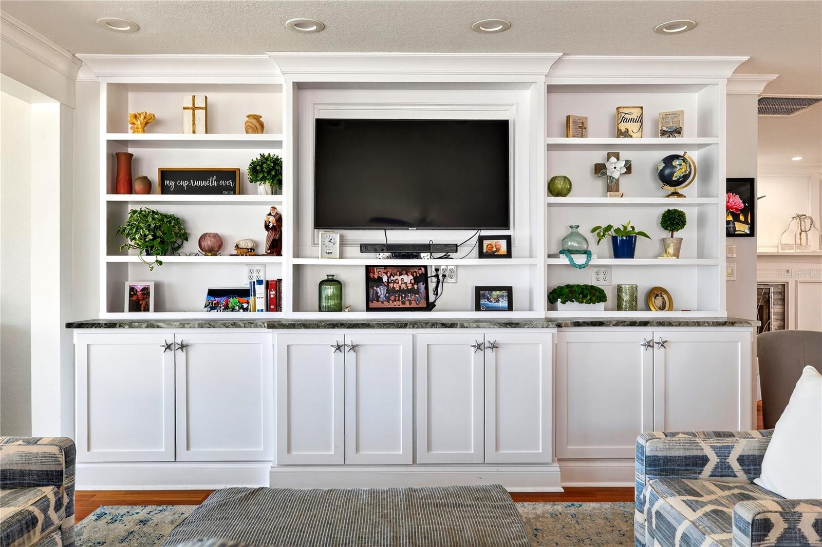 TROPICAL SHORES 3RD ADD - Residential