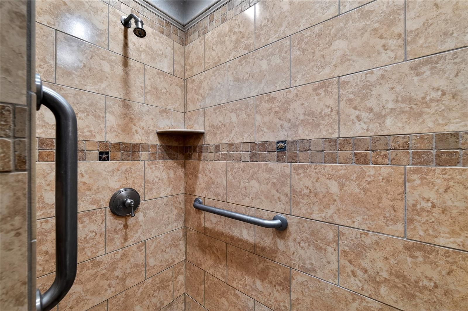 TROPICAL SHORES 3RD ADD - Residential