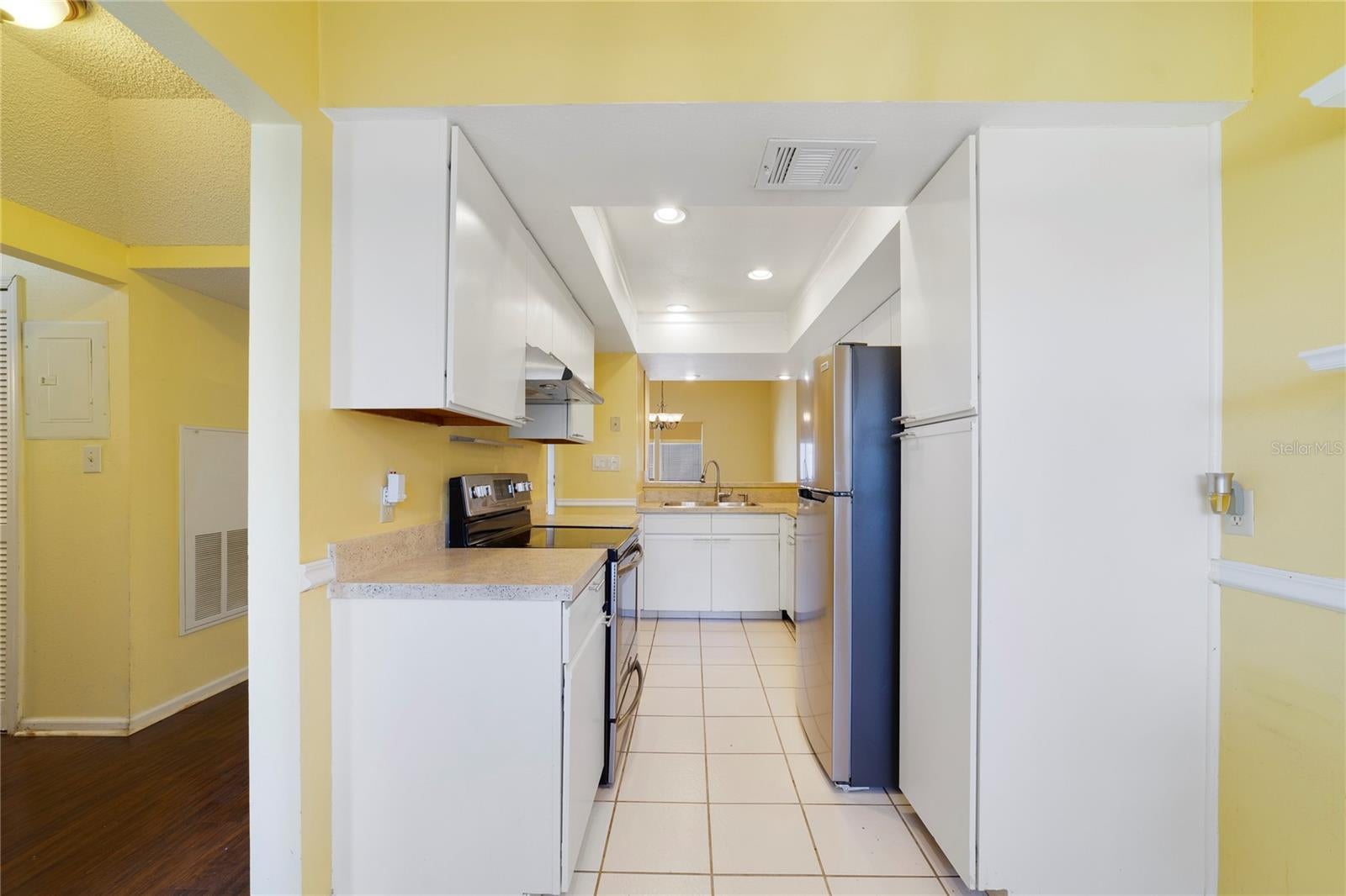 260 W SABAL PALM PLACE 0