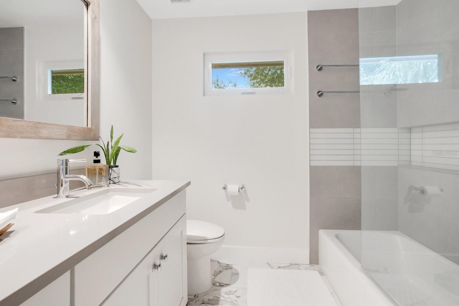 SYLVAN LAKE SHORES - Residential