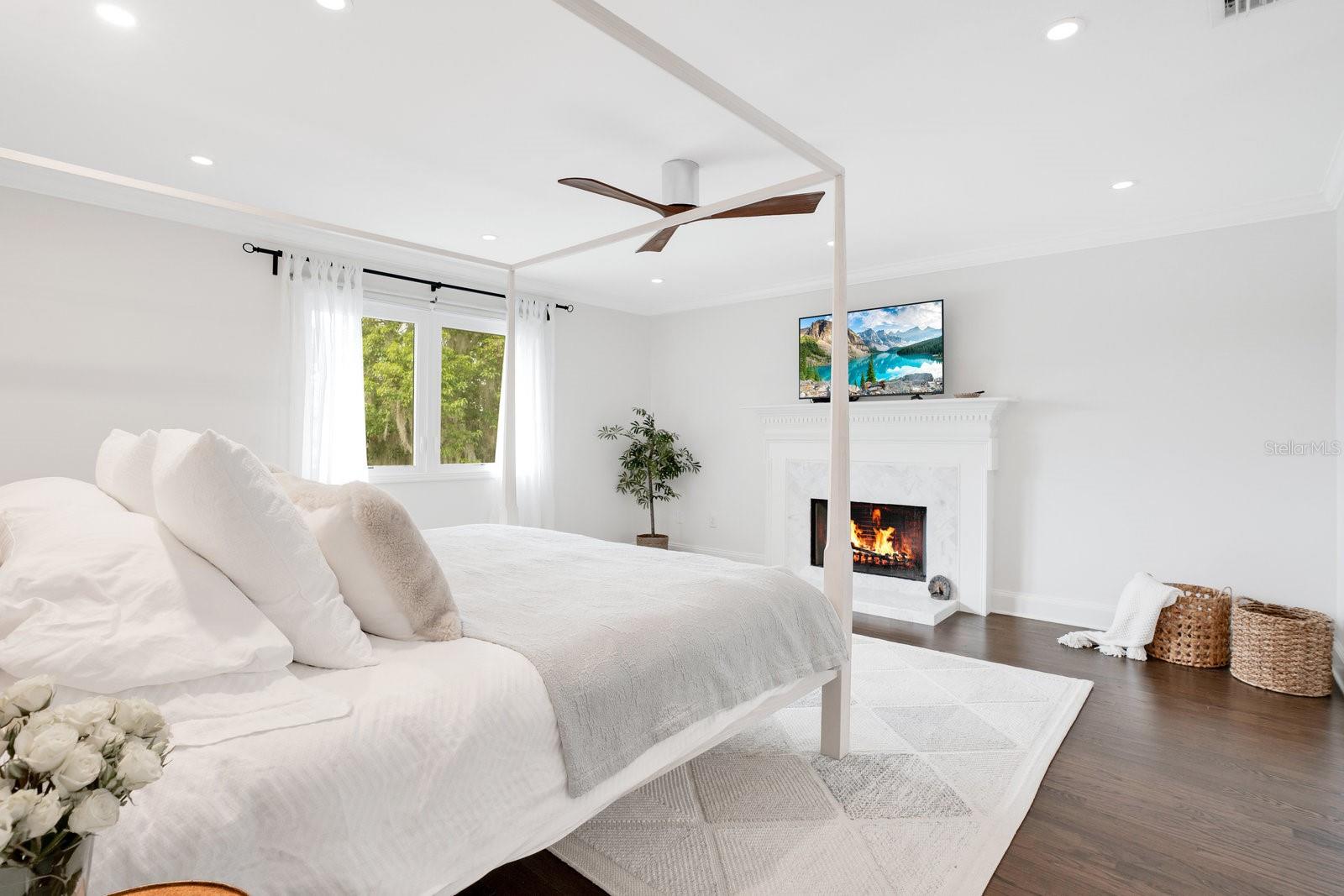 SYLVAN LAKE SHORES - Residential