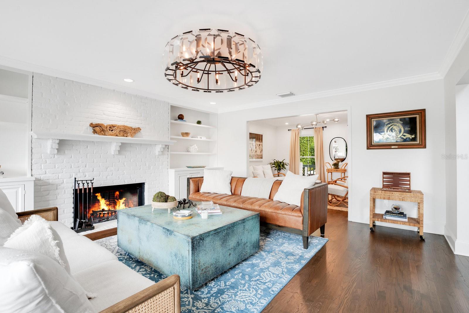 SYLVAN LAKE SHORES - Residential