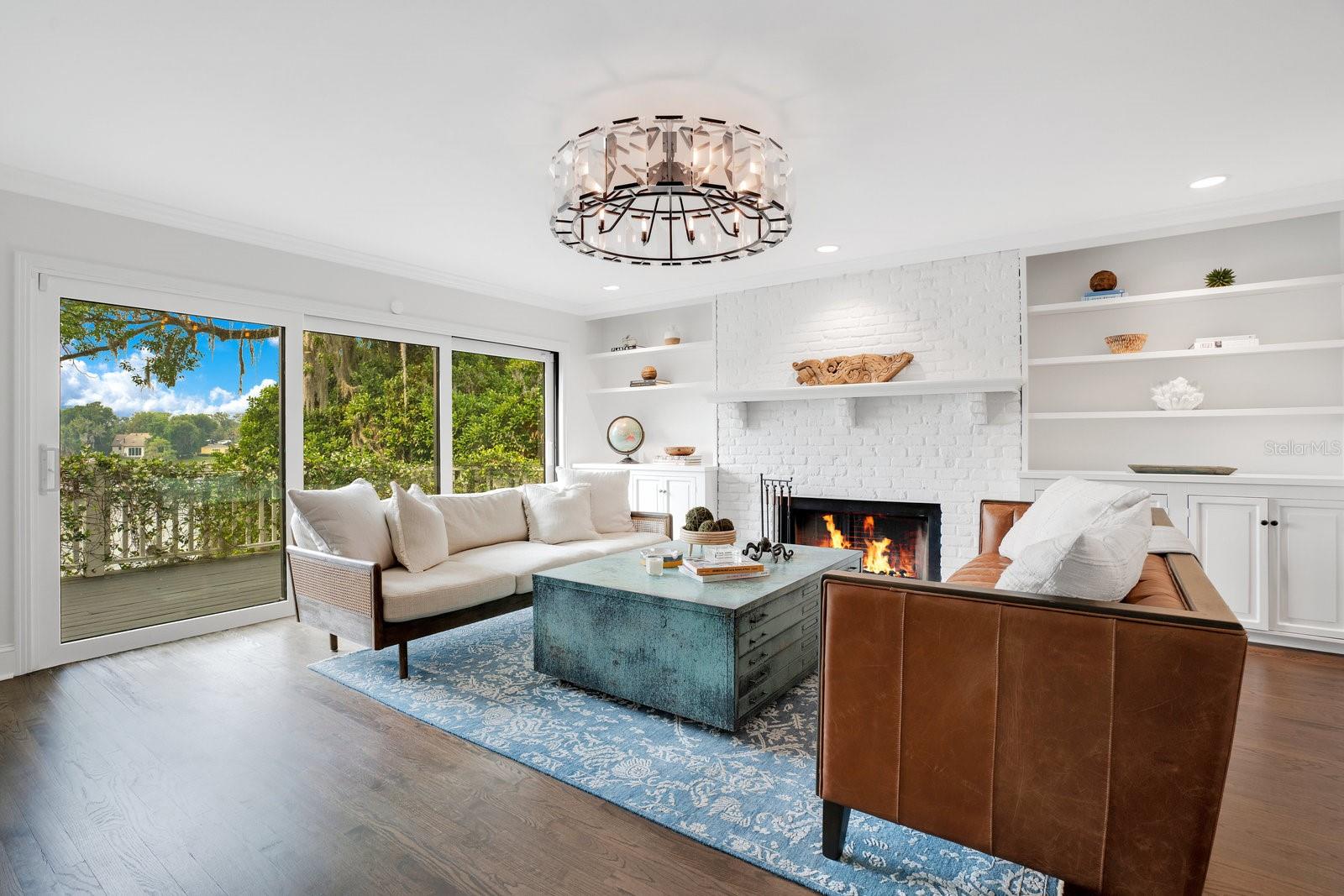 SYLVAN LAKE SHORES - Residential