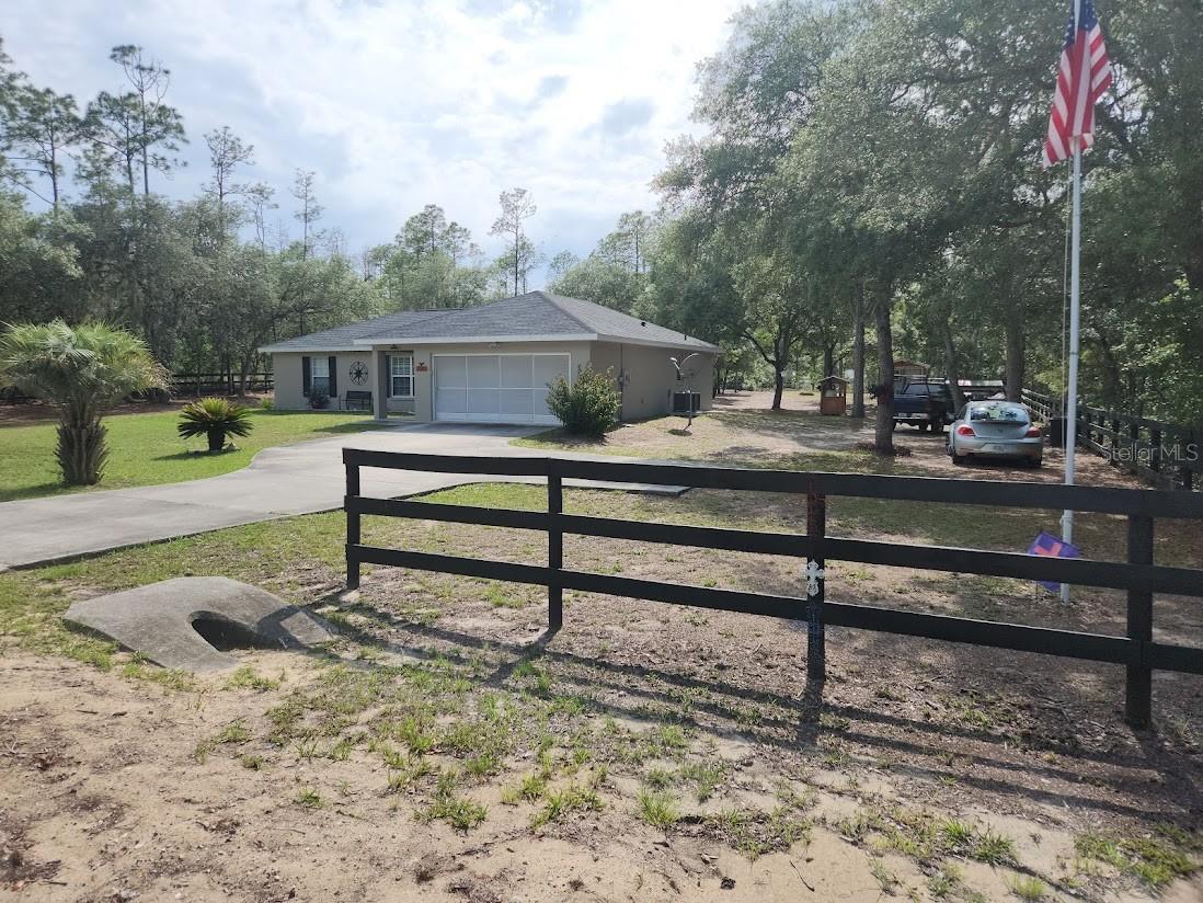 lot 24 SW HUNTER HILL AVENUE