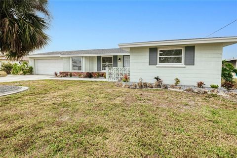 A home in PORT CHARLOTTE