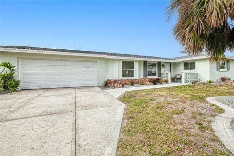 A home in PORT CHARLOTTE