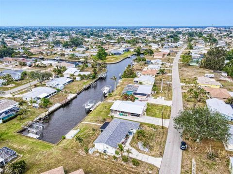 A home in PORT CHARLOTTE