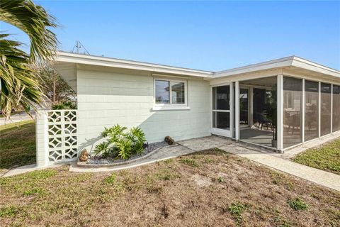 A home in PORT CHARLOTTE