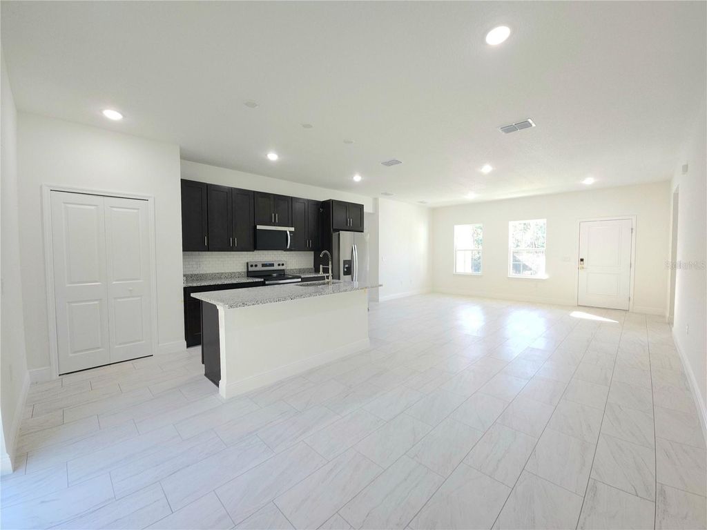 Photo of 1829 W Corrine Street, Dunnellon, FL 34434 (MLS # O6365675)