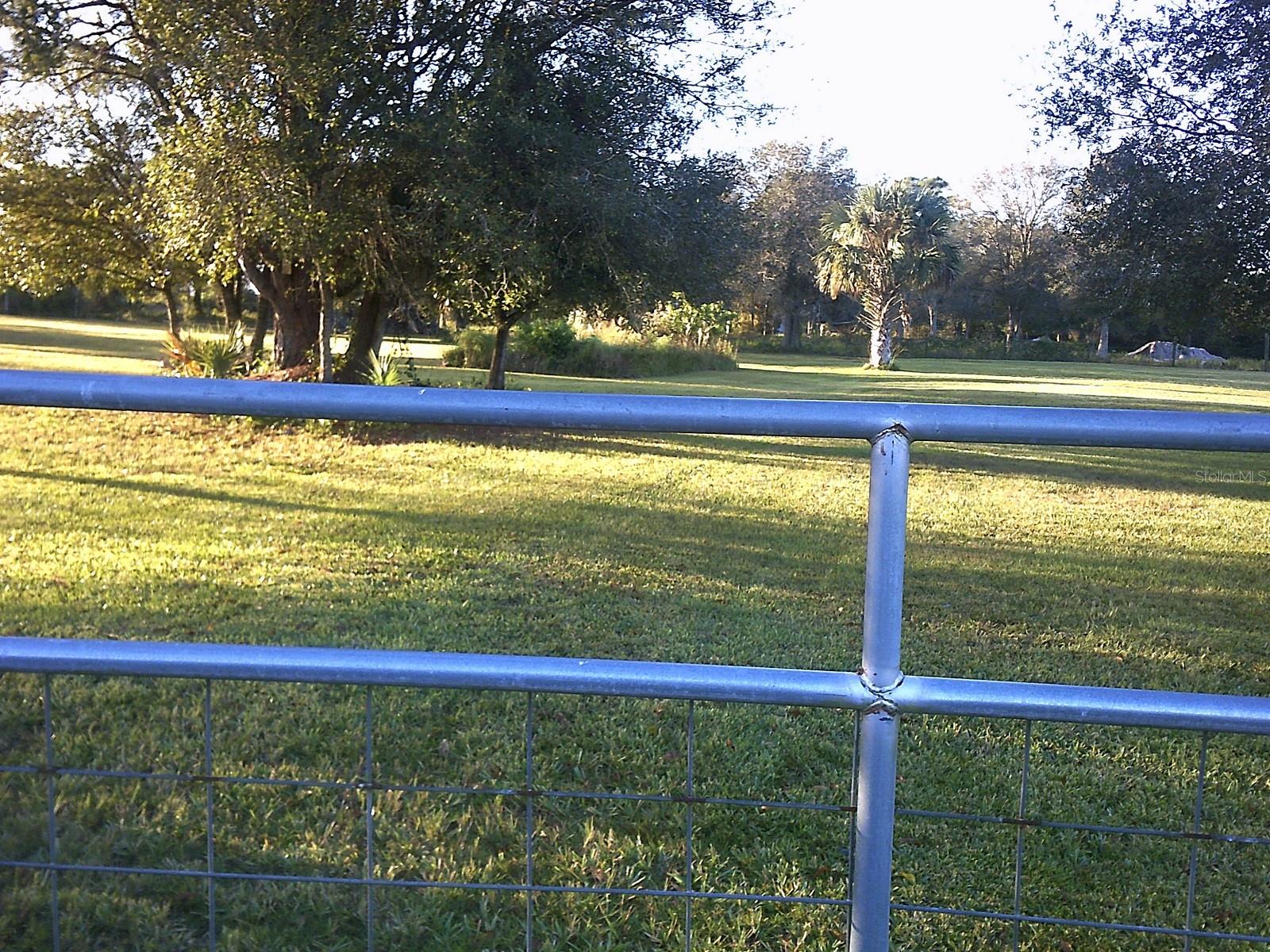 DIXIE RANCH ACRES - Land