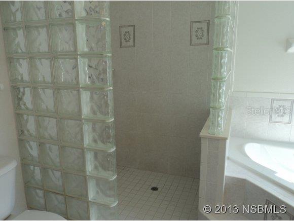 Florida Shores 01 - Residential