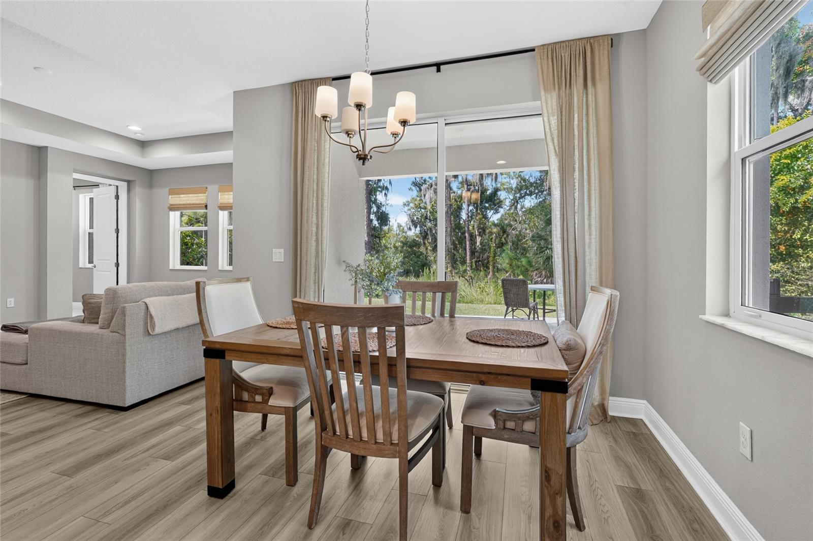 3541 SECLUDED COURT