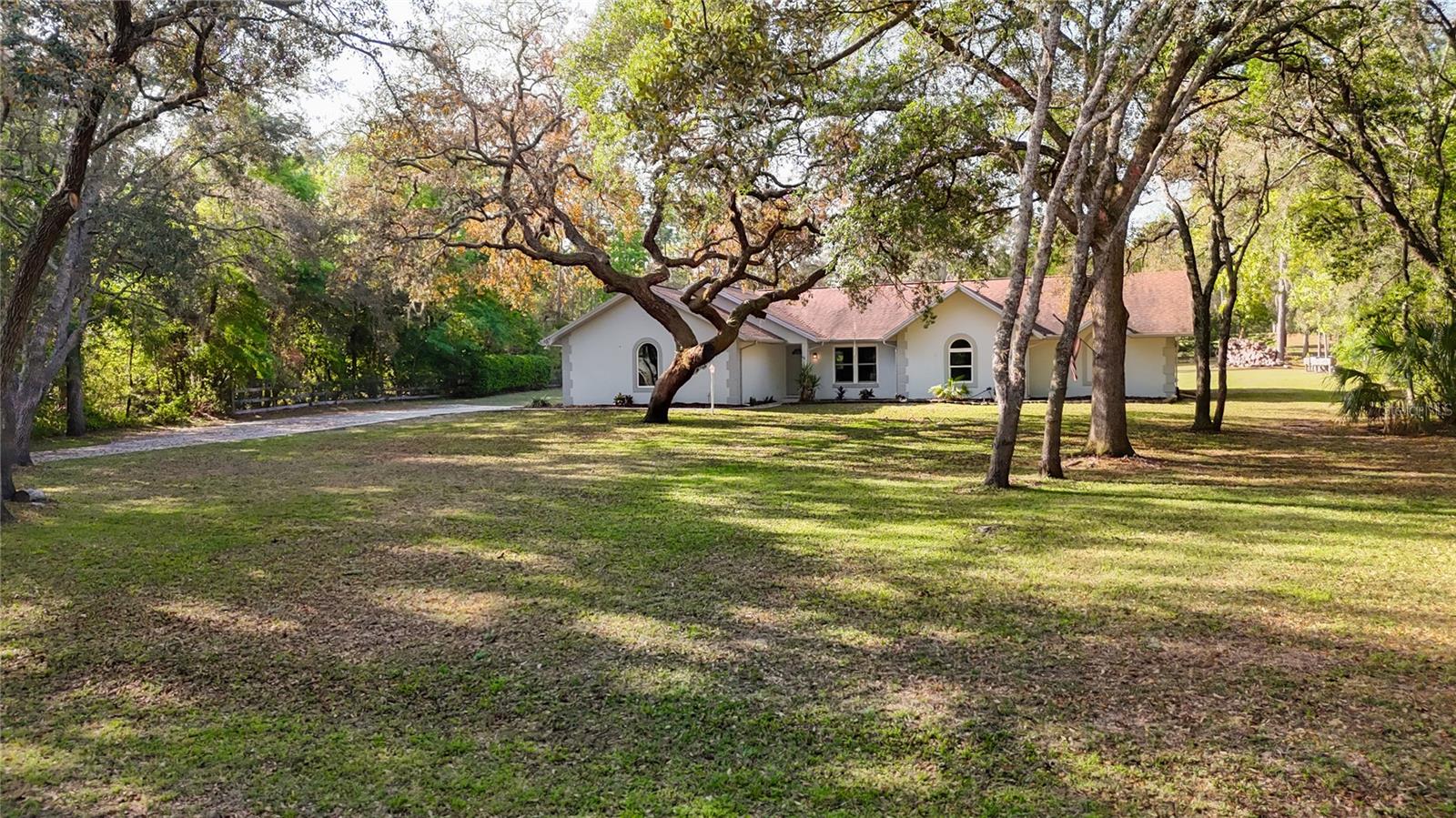 884 W MASSACHUSETTS STREET