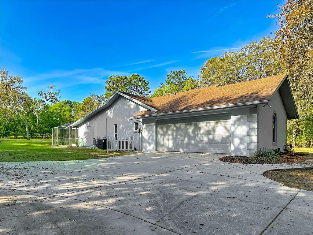 Photo of 884 W Massachusetts Street, Hernando, FL 34442 (MLS # W7884478)