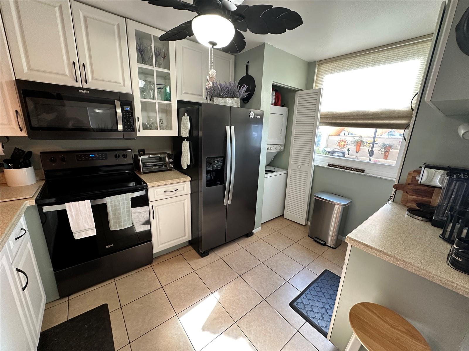 655 WOODLAWN DRIVE 655