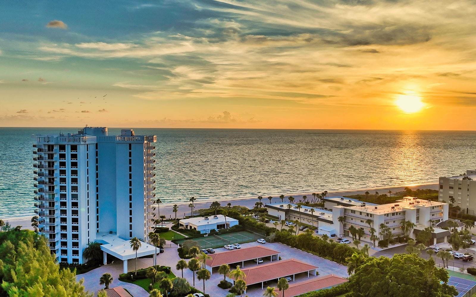 ISLANDS WEST - Residential