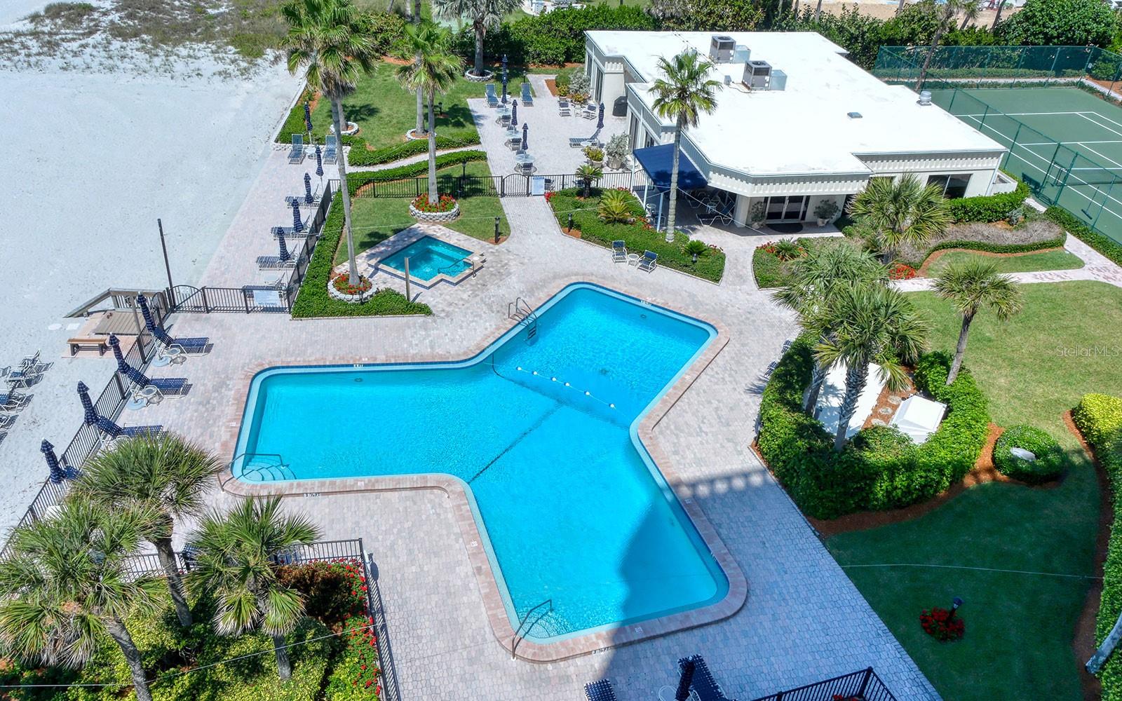 ISLANDS WEST - Residential