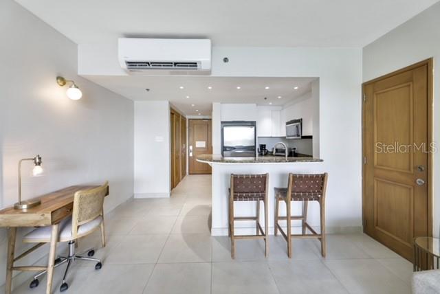 CONDADO LAGOON VILLAS - Residential