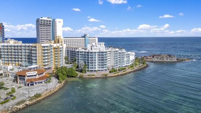 CONDADO LAGOON VILLAS - Residential