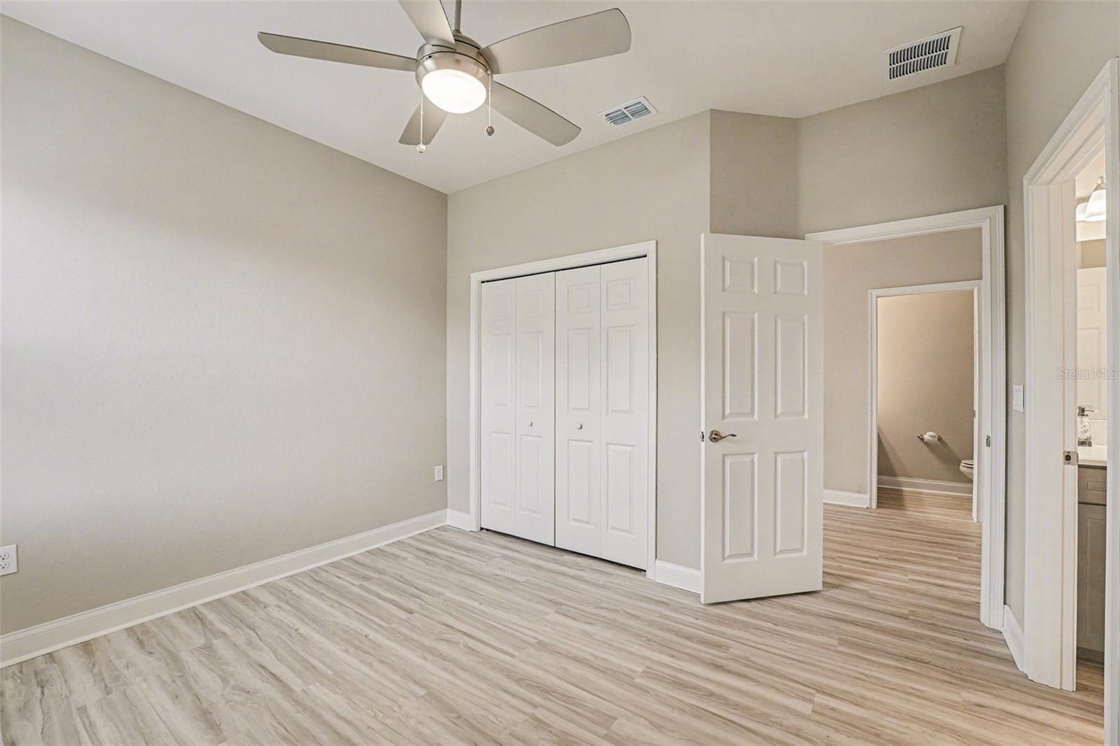 LAKES TR 6 - Residential