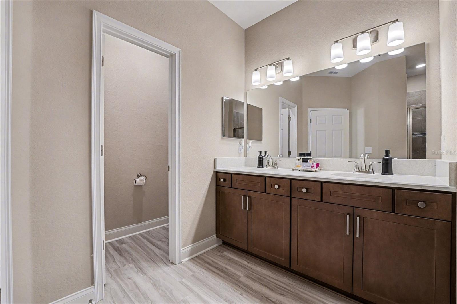 LAKES TR 6 - Residential