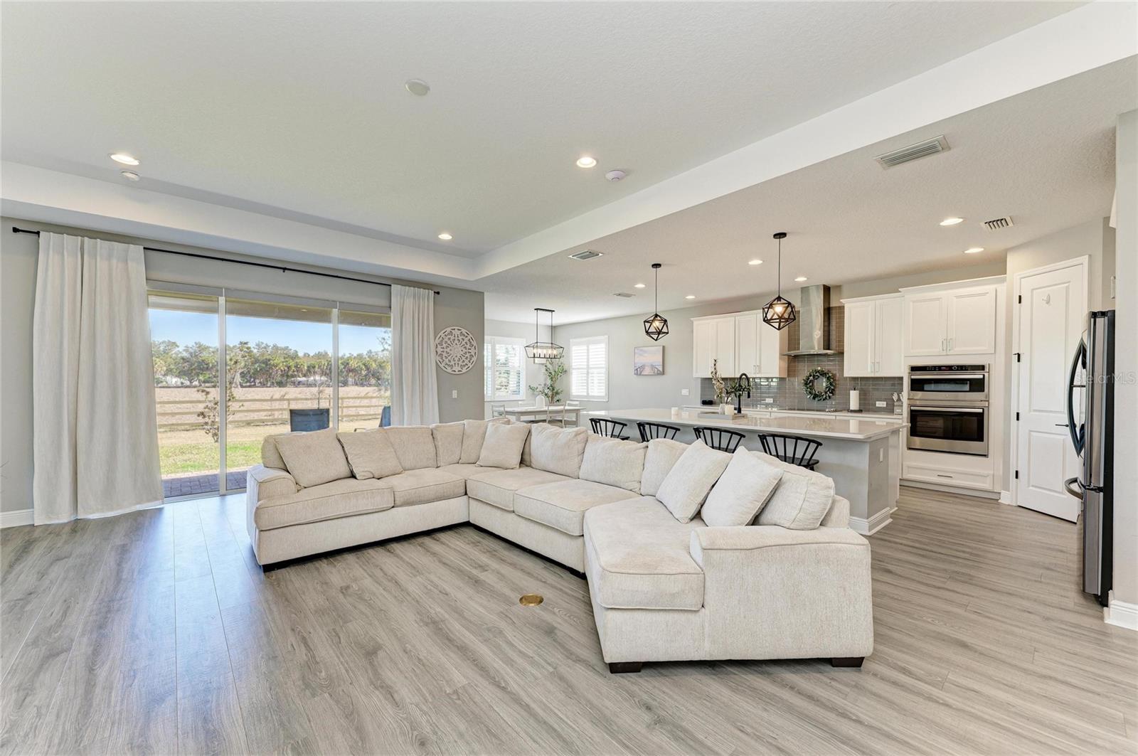 RIVERSIDE PRESERVE PH 1 - Residential