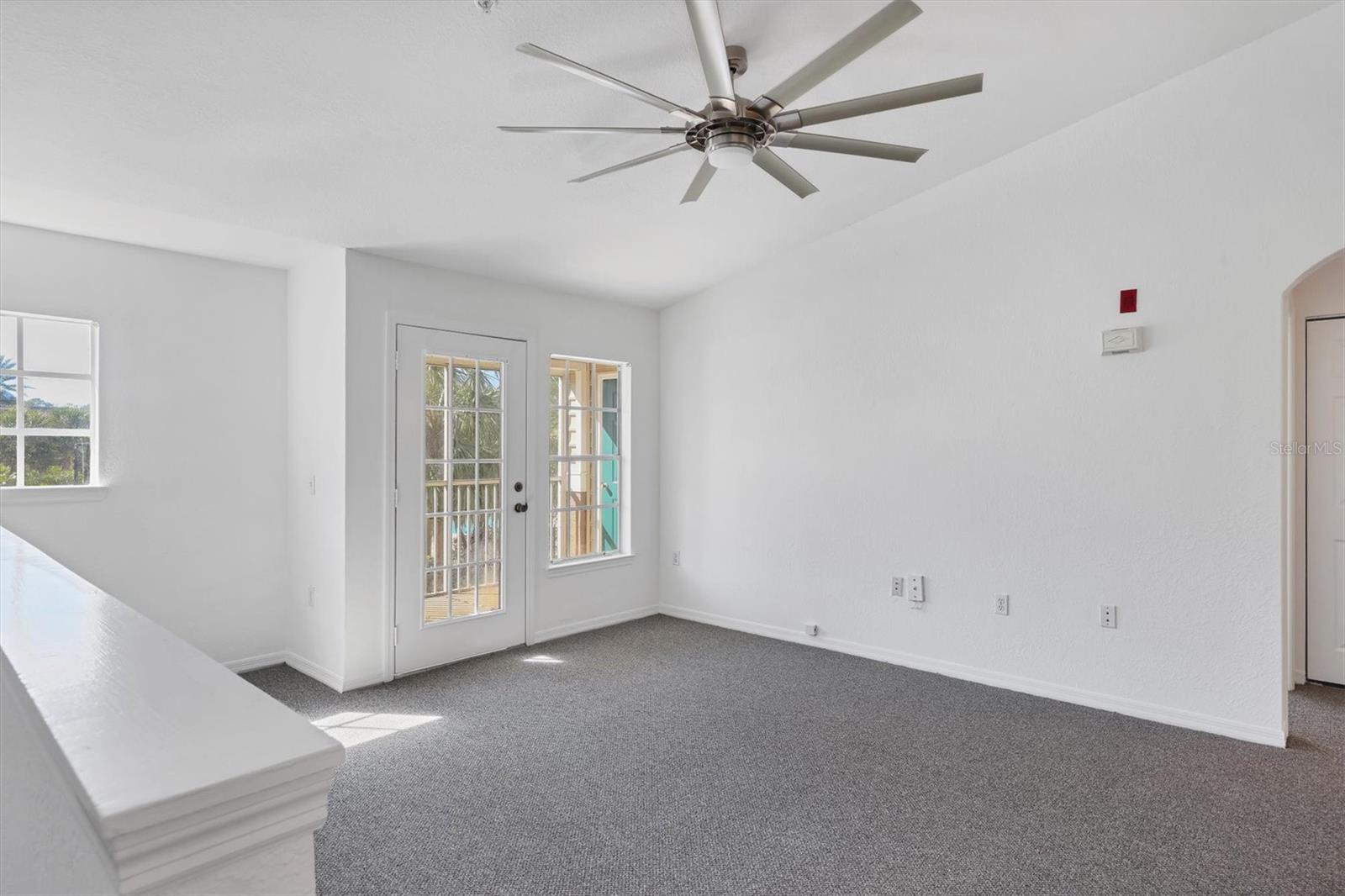 8932 MANOR LOOP 207