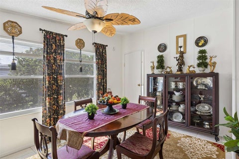 Tiny photo for 1433 Elkhart Circle, Tavares, FL 32778 (MLS # G5118238)