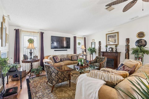 Tiny photo for 1433 Elkhart Circle, Tavares, FL 32778 (MLS # G5118238)