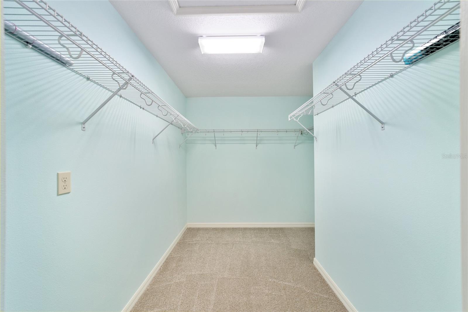 OCALA WATERWAY ESTATE - Residential