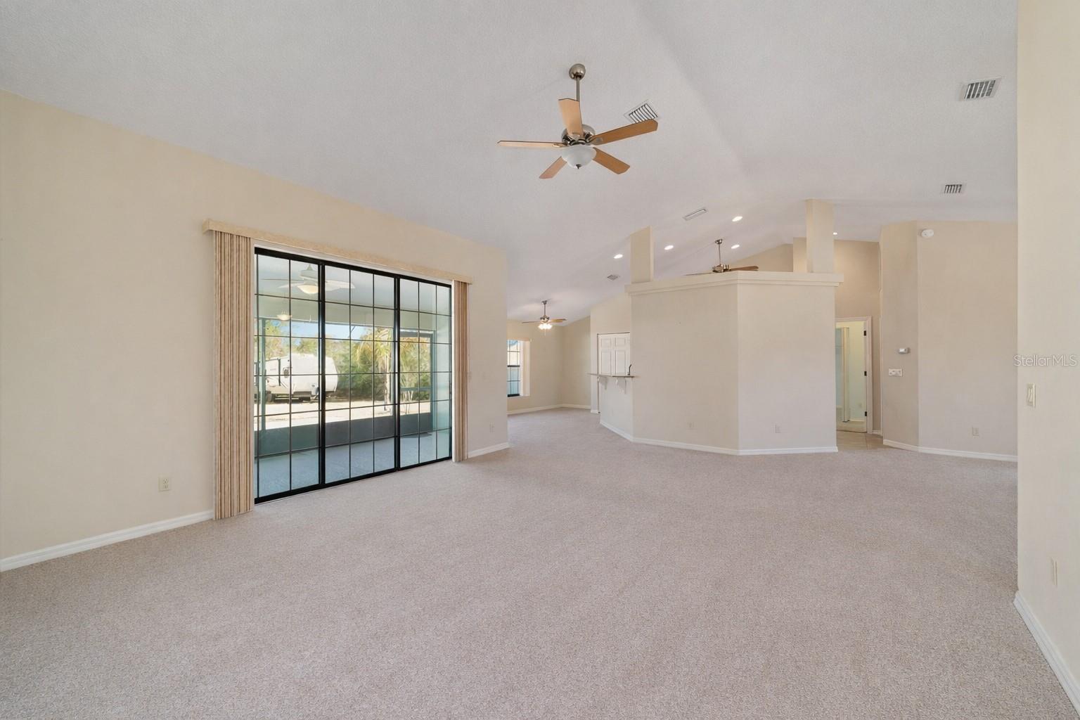 OCALA WATERWAY ESTATE - Residential