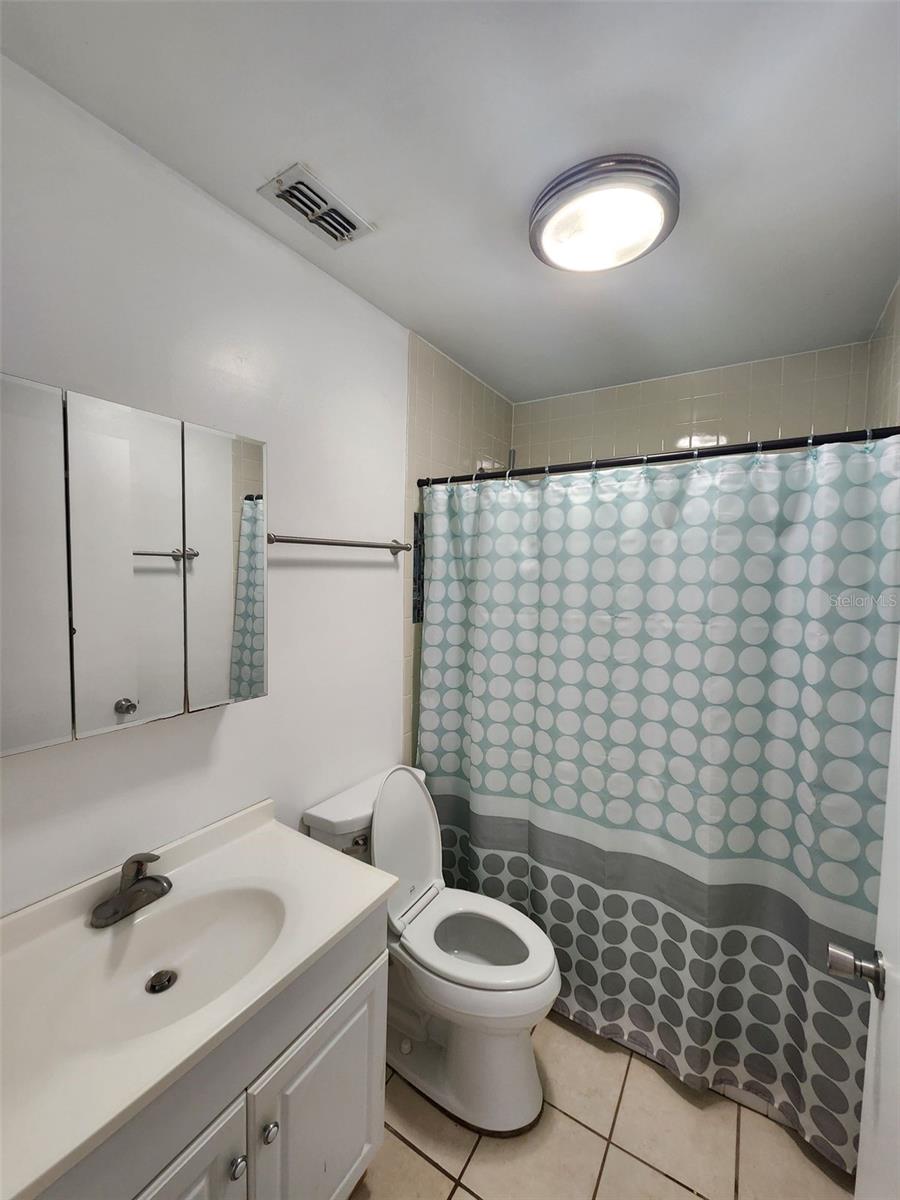 MEADOWS SOUTH SEC 03 - Residential Lease