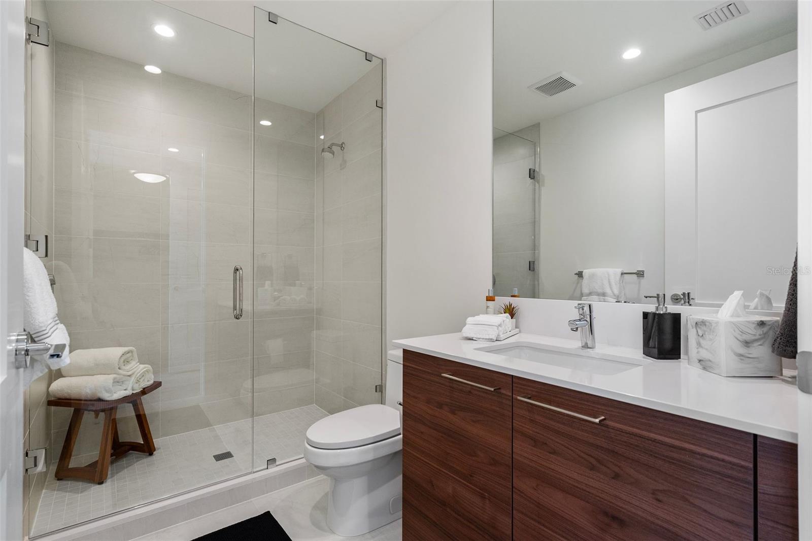 SALTAIRE CONDO - Residential Lease