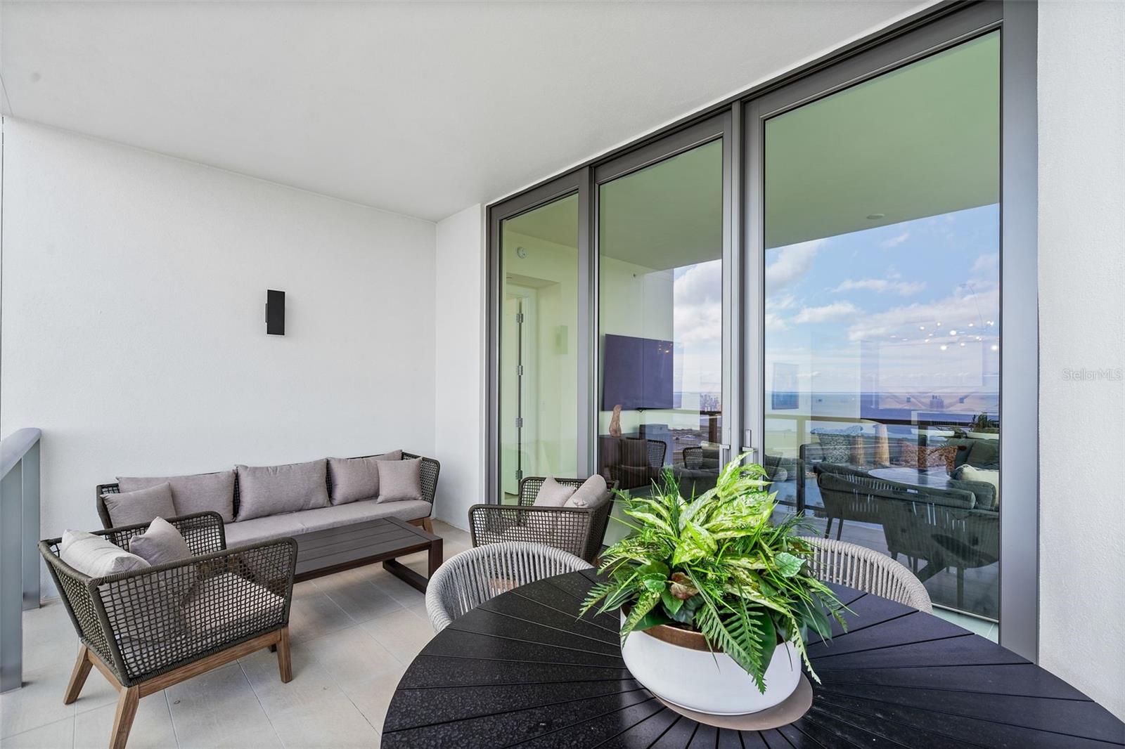 SALTAIRE CONDO - Residential Lease