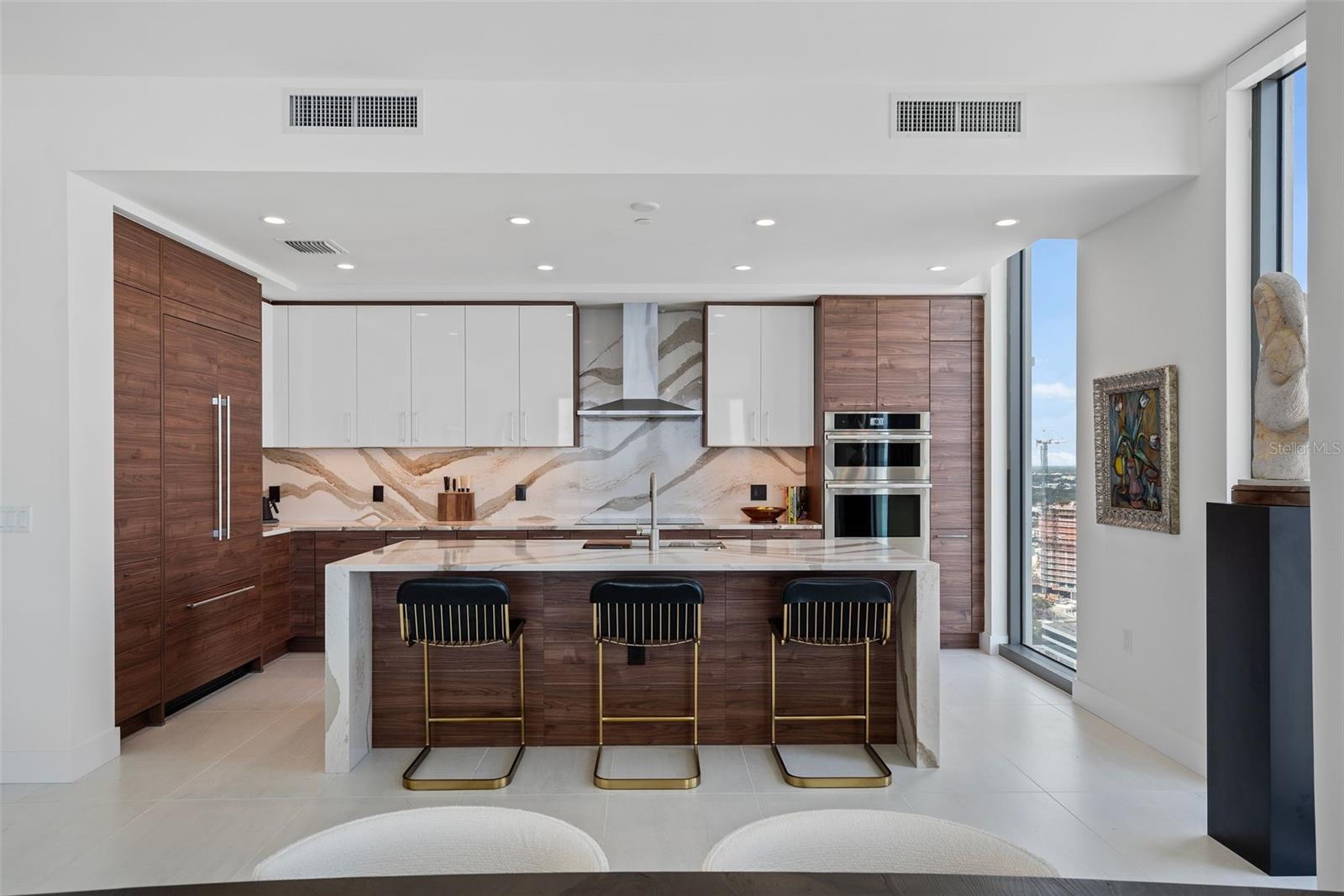 SALTAIRE CONDO - Residential Lease