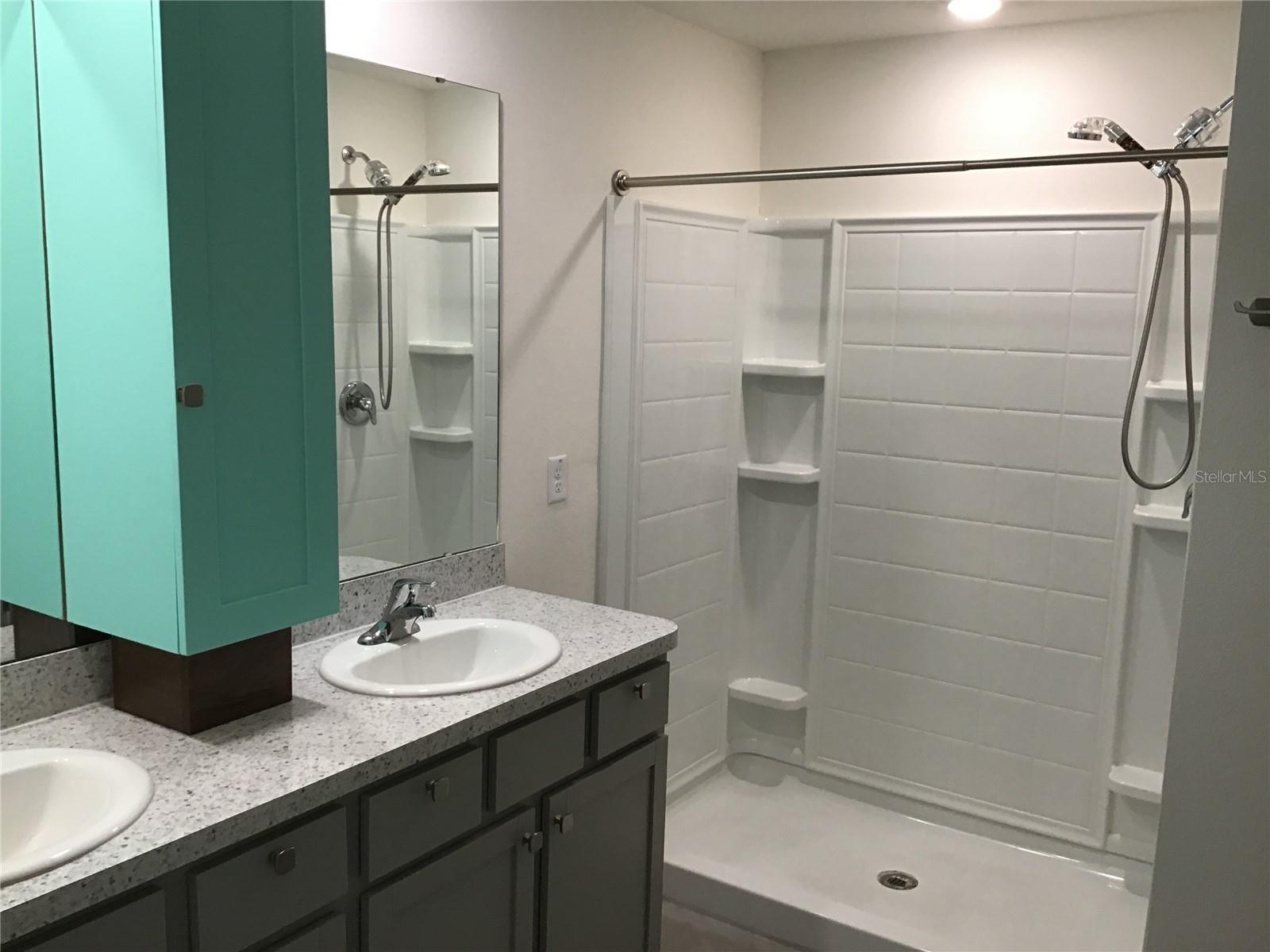 RIVER PARK - Residential