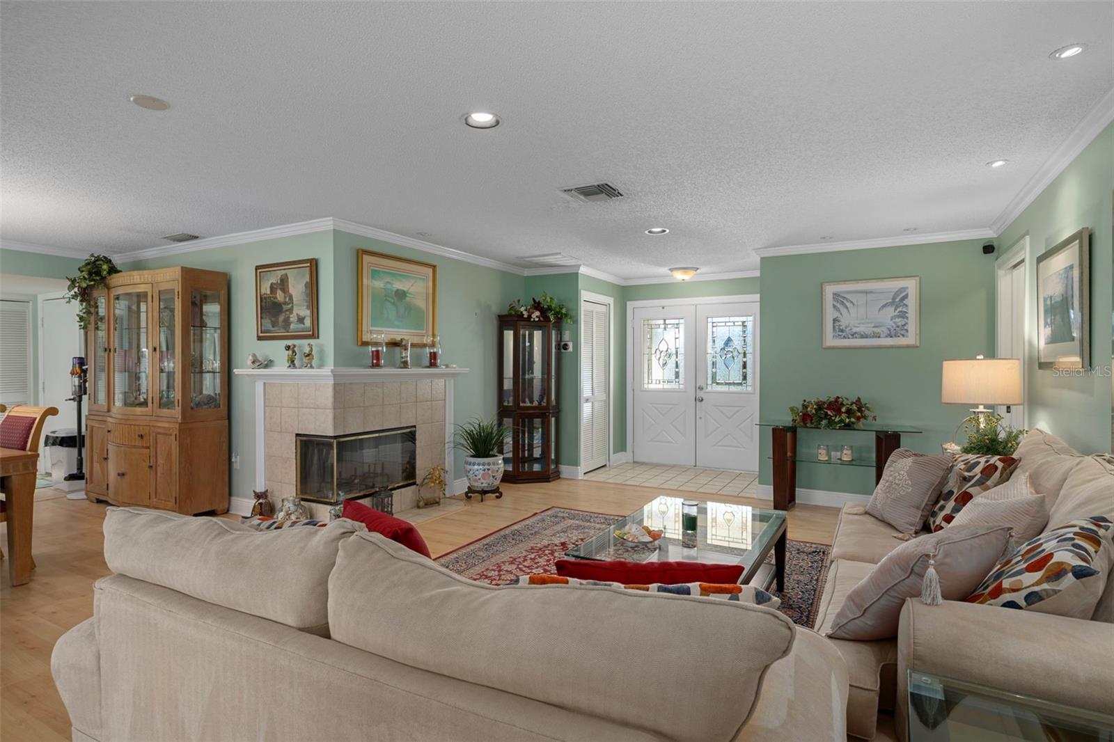 TIMBER PINES - Residential